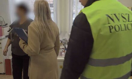 Májustól Délegyházán rendel az a gyermekorvos, akit hamis oltási igazolások miatt a rendelőjéből, bilicsben vitték el a nyomozók
