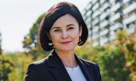 A kormányváltás érdekében visszalépett a jelöltségtől, nem indul április 12-i választásokon Kunhalmi Ágnes