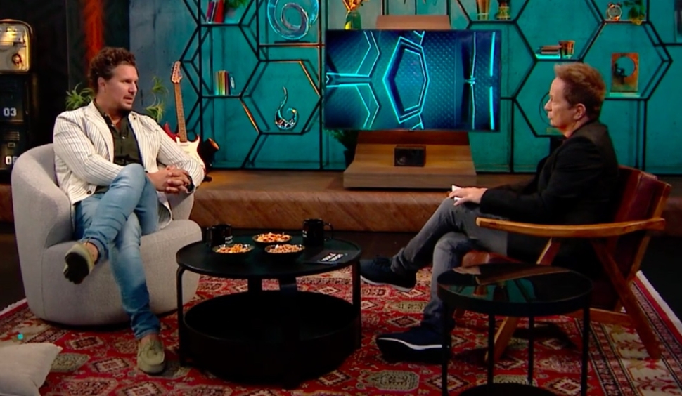 Geszti Péter a Tisza Párt győzelmét ünnepelni, miközben pár éve Nagy Ervin azért nem kapta meg a producer egyik filmjének főszerepét, mert akkor nem kaptak volna rá közpénzt