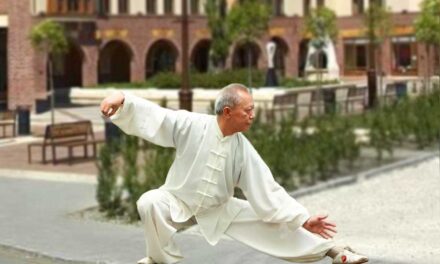 Világméretű „csi-hullám” Veresegyházon: Ingyenes közös gyakorlással indul a Tai Chi Világnap