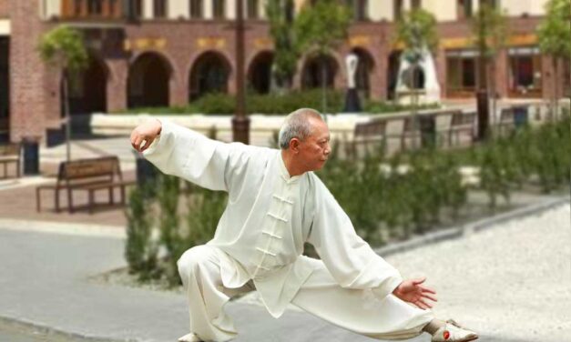 Világméretű „csi-hullám” Veresegyházon: Ingyenes közös gyakorlással indul a Tai Chi Világnap