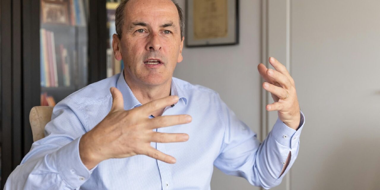 Hegedűs Zsolt: kórházfelújításokat, VIP-osztályok felülvizsgálatát, kórházi fertőzések csökkenését ígérte a leendő egészségügyi miniszter