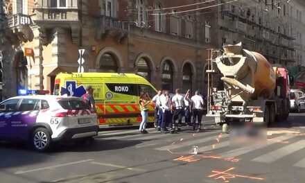 Sokkoló részletek a Király utcai tragédiáról: Meg sem állt a betonkeverő, a szemtanúk intették le a gázoló sofőrt