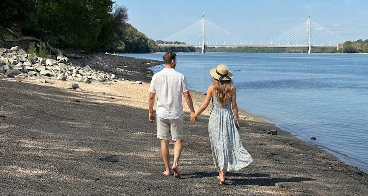 Figyelmeztetést adott ki a Vízművek: Tilos és életveszélyes a Duna szárazon maradt medrében sétálni