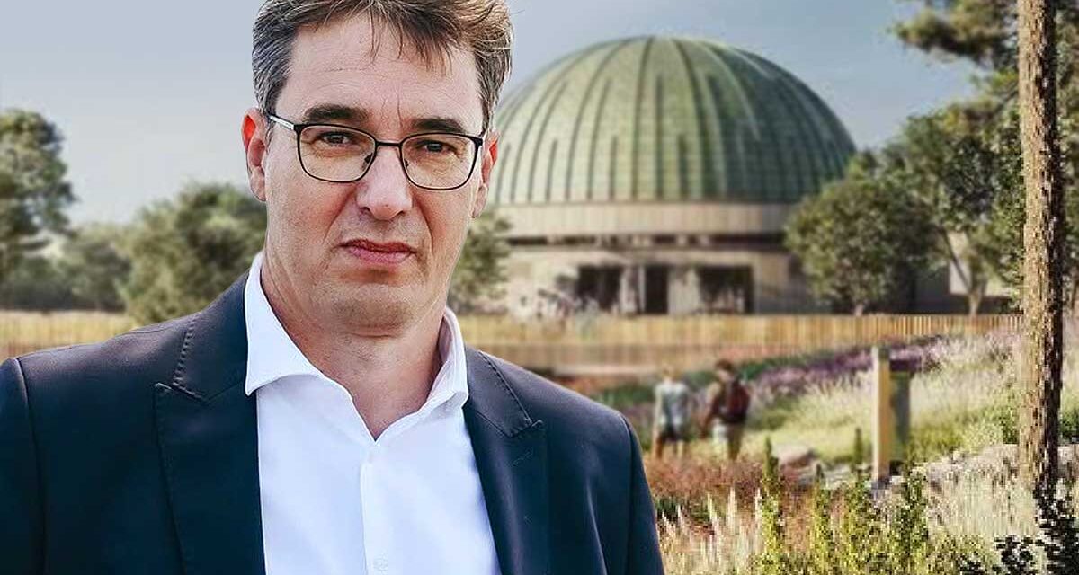 “Az Orbán-kormány számtalan bűne közül az egyik, hogy hagyta lerohadni a Népligetben lévő Planetáriumot”- állítja Karácsony Gergely, aki szerint most újjászülethet a legendás intézmény