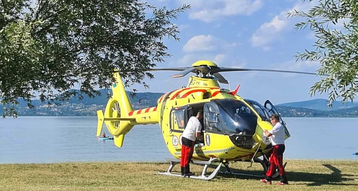 Lánya szeme láttára küzdöttek a mentősök a SUP-ozó életéért, az idős férfit nem sikerült újraéleszteni