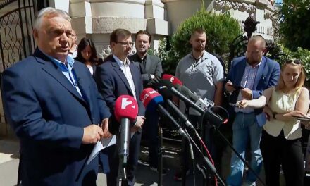 Előkerült Orbán Viktor, gyorsan tartott egy sajtótájékoztatót, ahol önkényuralmi rendszert kiáltott és elmondta: szerinte lényegében rendben van, hogy Fásy Zsülike cége 100 milliót kapott