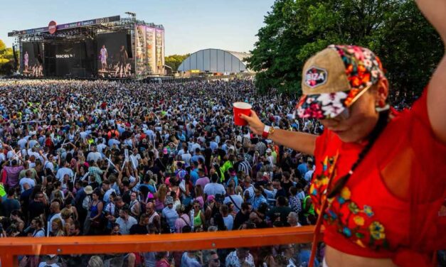Dj Oti, azaz Sebestyén Balázs koncertjén több lányt is bedrogozhattak, a mentősök bunkók voltak a sérültekkel, a rendőrség egyelőre hallgat