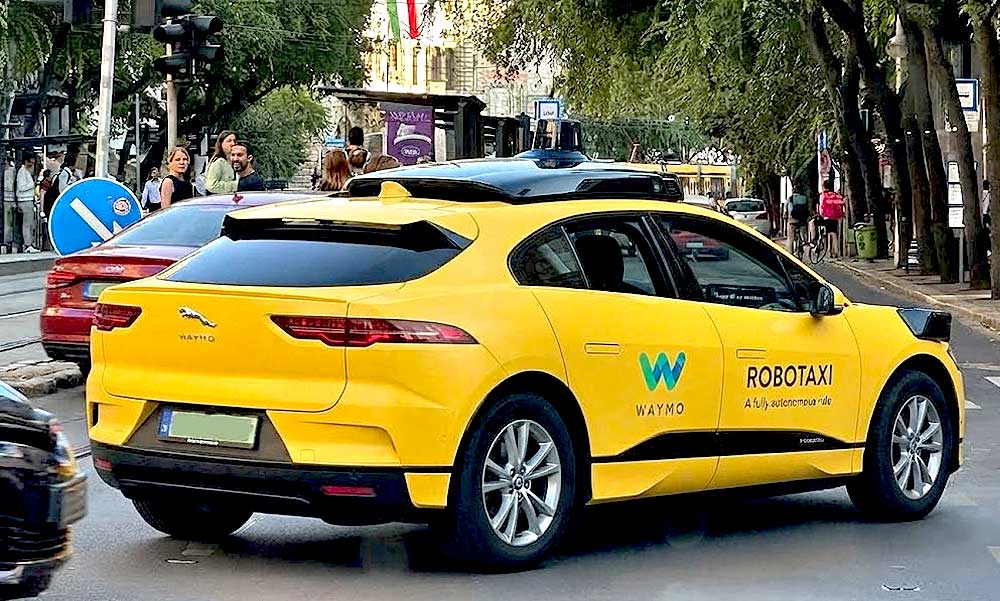 A szomszédos Zágrábban 700 forintért visz ki a reptérre a robotaxi, Budapestre is bármikor megérkezhetnek az önvezető autók – Az Országos Taxis Szövetség egyelőre homokba dugja a fejét