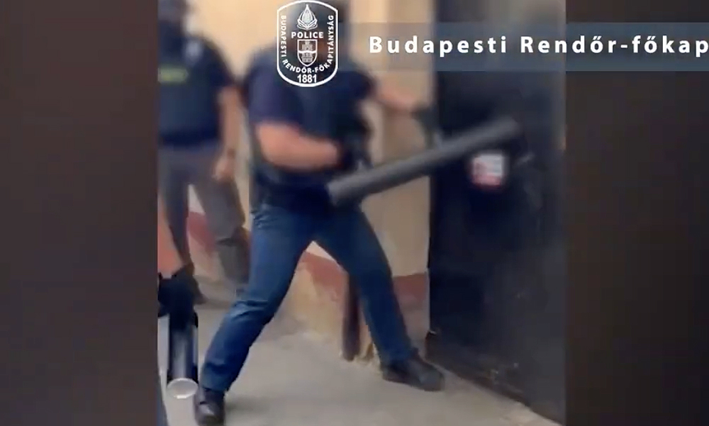 Apa és fia értékesítette a drogot Pesterzsébeten, lecsaptak rájuk a rendőrök – videó a cikkben