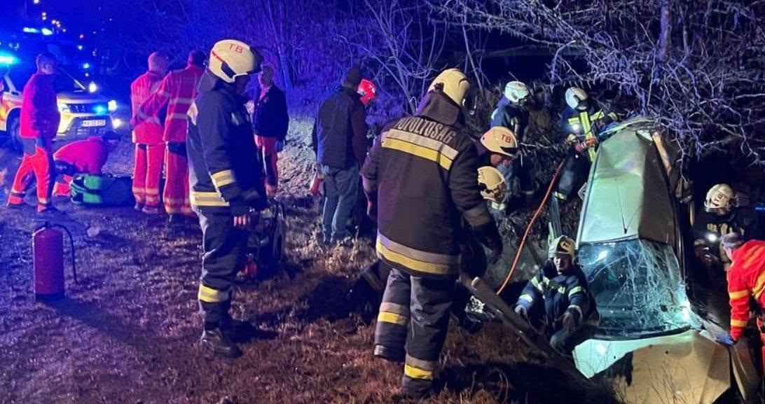 Nyolc év börtönt kapott a drogos sofőr, aki három zsámbéki néptáncos halálát okozta az 1-es úton