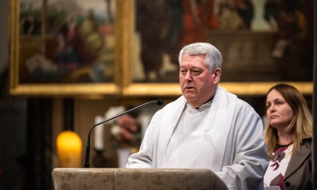 Hankó Balázs felesége és Orbán Viktor édesanyja is elment a “politikai foglyokért” tartott közös imára a Belvárosi Nagyboldogasszony Templomba
