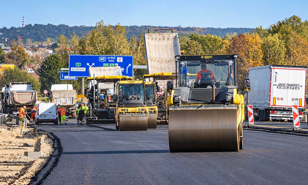 Káosz az M0-áson, asztaltoznak a Deák Ferenc hídon, 8 kilométeres a torlódás